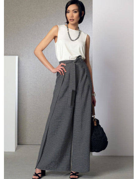 Modello di poncho, top, pantaloncini e pantaloni - Vogue 9191
