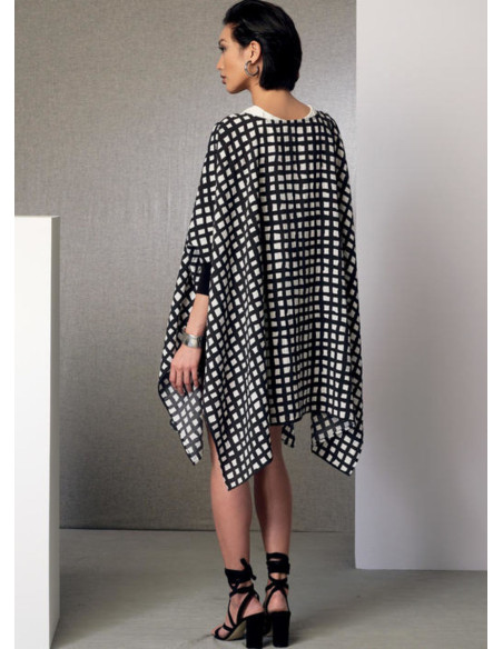 Modello di poncho, top, pantaloncini e pantaloni - Vogue 9191