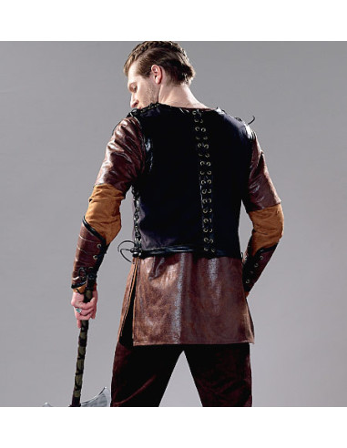 Modello cosplay Valor - McCall's 2052