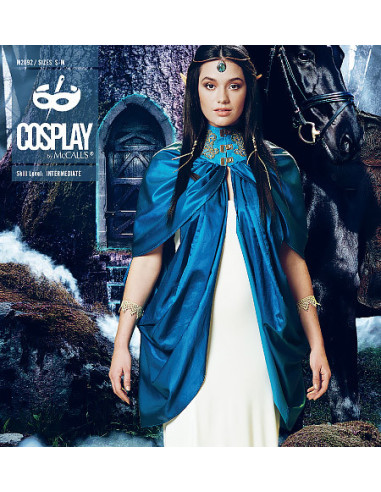 Modello cosplay Mantello Phantasy - McCall's 2092