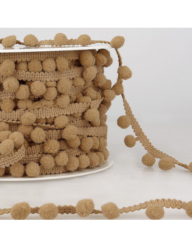 Gala con grandi pompon - Beige