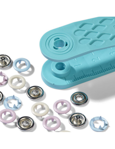 Scatola di 21 bottoni a pressione jersey rosa, blu e écru con attrezzo da 8 mm