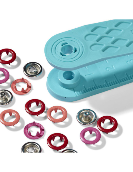 Scatola di 21 bottoni a pressione jersey rosso, corallo e fucsia con attrezzo da 8 mm