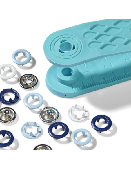 Scatola di 21 bottoni a pressione jersey bianchi, celesti e blu marino con attrezzo da 8 mm