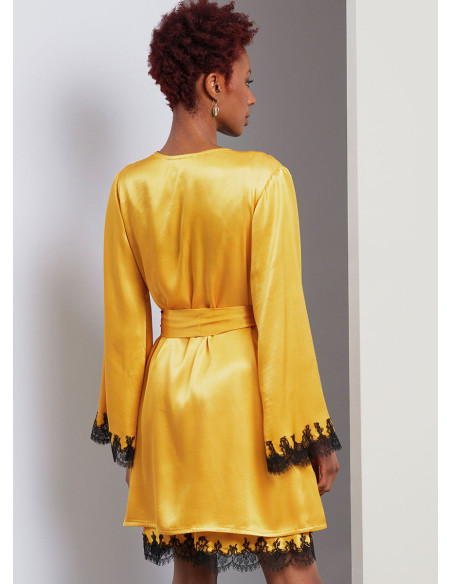 Modello di vestaglia - Vogue 1962