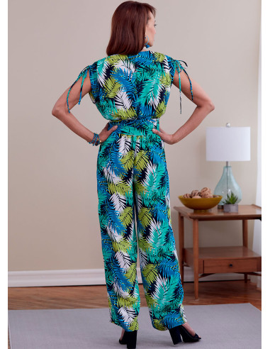 Modello di tuta e cintura - Butterick 6756