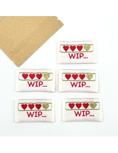 Set di 5 etichette tessute da cucire WIP 2