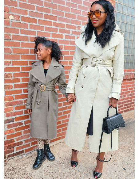 Modello di trench-coat - Know Me 2070