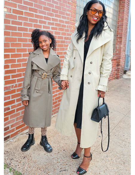 Modello di trench-coat - Know Me 2070