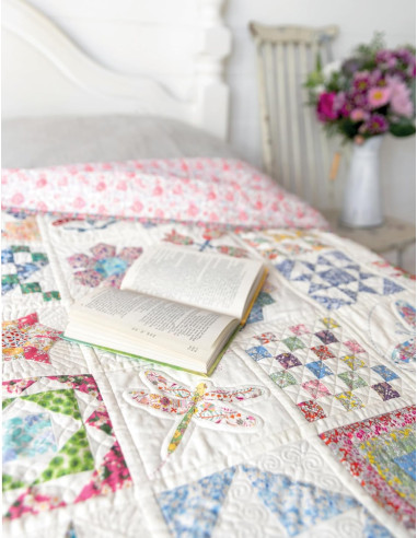 Libro 1 quilt, 100 blocchi - Alice nel paese delle meraviglie