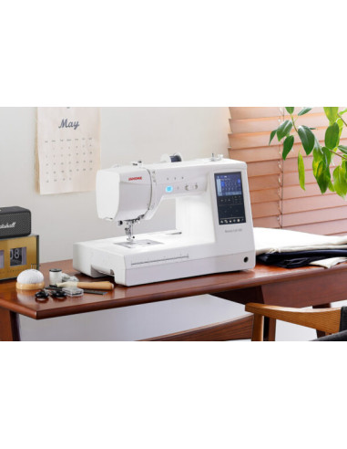 Macchina per cucire e ricamare Janome Memory Craft 1000