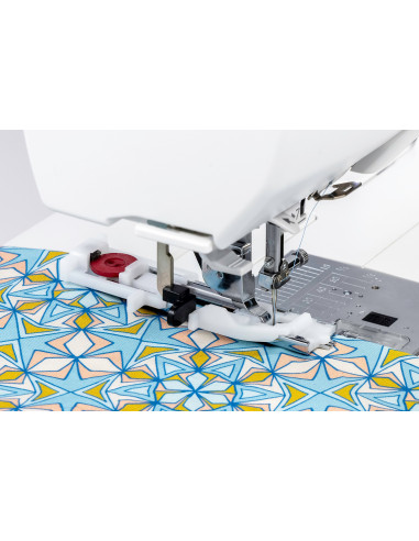 Macchina per cucire e ricamare Janome Memory Craft 1000