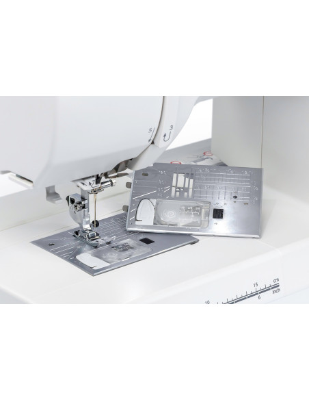 Macchina per cucire e ricamare Janome Memory Craft 1000
