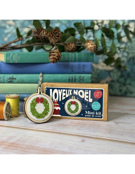 Mini kit ricamo a punto croce - Buon Natale!