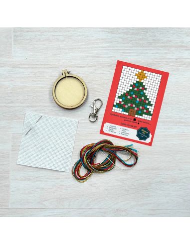 Mini kit ricamo a punto croce - Il mio bell'albero di Natale