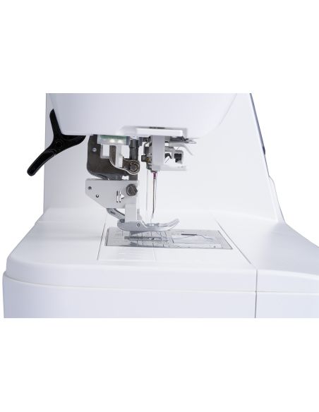 Macchina per cucire Janome Skyline S7