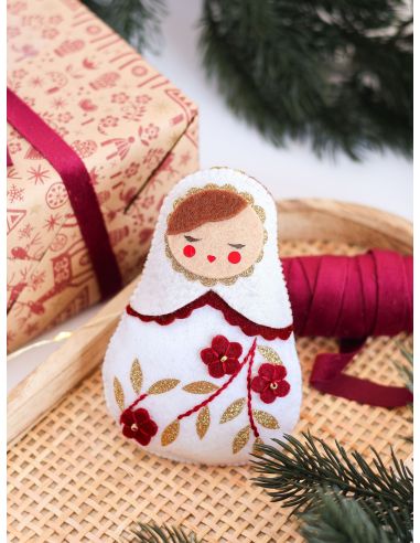 La mia decorazione natalizia in feltro - 4 sospensioni di Natale
