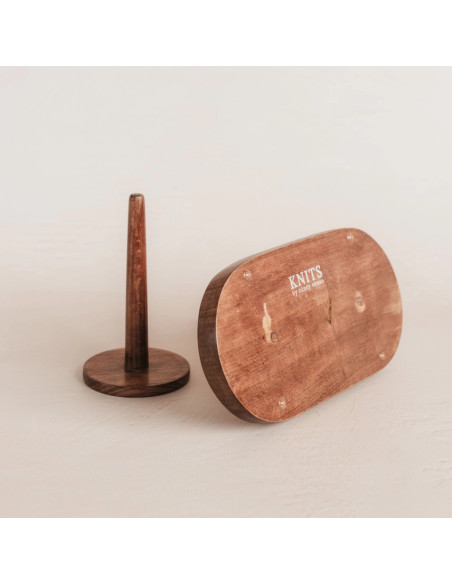Support rotatif double en bois pour pelotes de laine